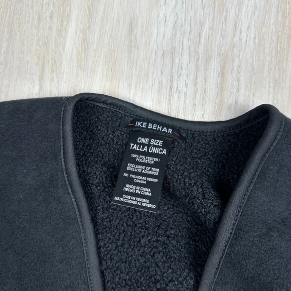 Ike Behar Black Fleece Poncho Wrap Shawl Reversible Soft Cozy Minimalist OS - Picture 11 of 13